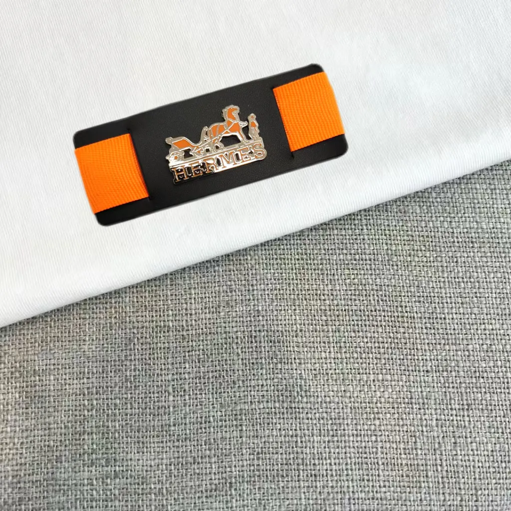 P85， 2026 Classic T ， ， ， ， ， 。 ， ， ， ， 。 ， ，Breathable ， 、 。 ， ， ， 。 T ， —— ， 。2026 ， ， 。S- XXL（ 173，140 M ）